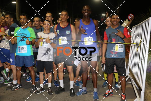 Buy your photos of the eventPA Rock Run - Corrida Noturna on Fotop