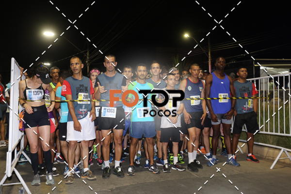 Buy your photos of the eventPA Rock Run - Corrida Noturna on Fotop