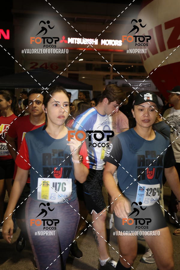 Buy your photos of the eventPA Rock Run - Corrida Noturna on Fotop