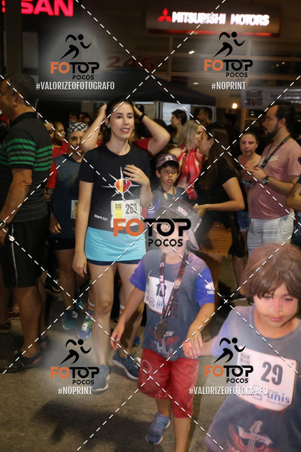 Buy your photos of the eventPA Rock Run - Corrida Noturna on Fotop