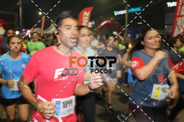 Buy your photos of the eventPA Rock Run - Corrida Noturna on Fotop