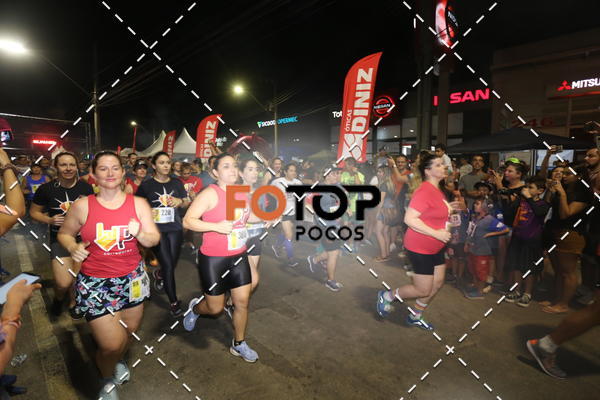 Buy your photos of the eventPA Rock Run - Corrida Noturna on Fotop