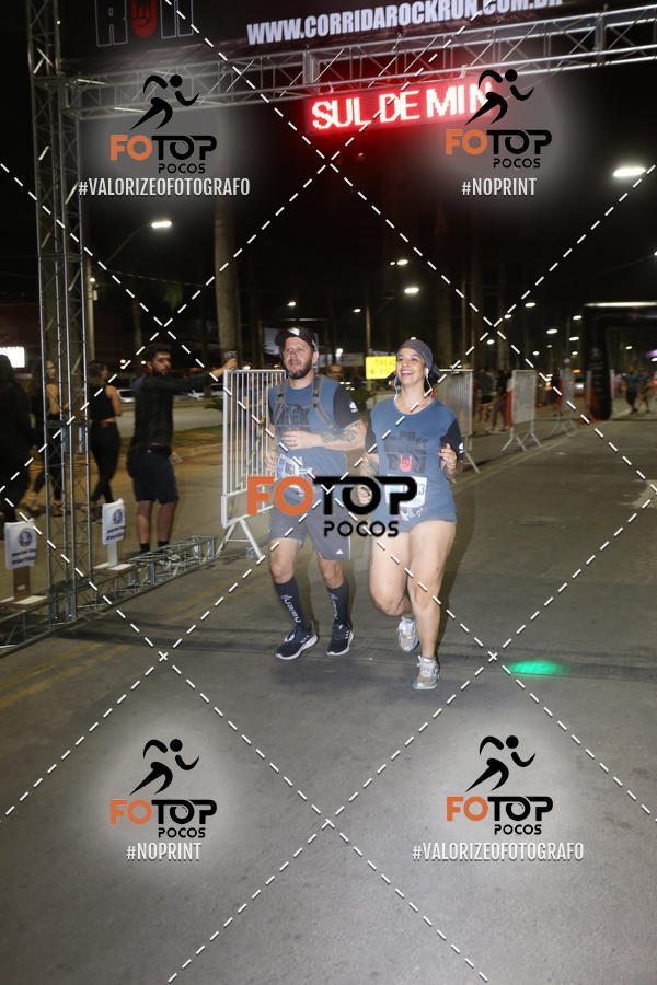 Buy your photos of the eventPA Rock Run - Corrida Noturna on Fotop