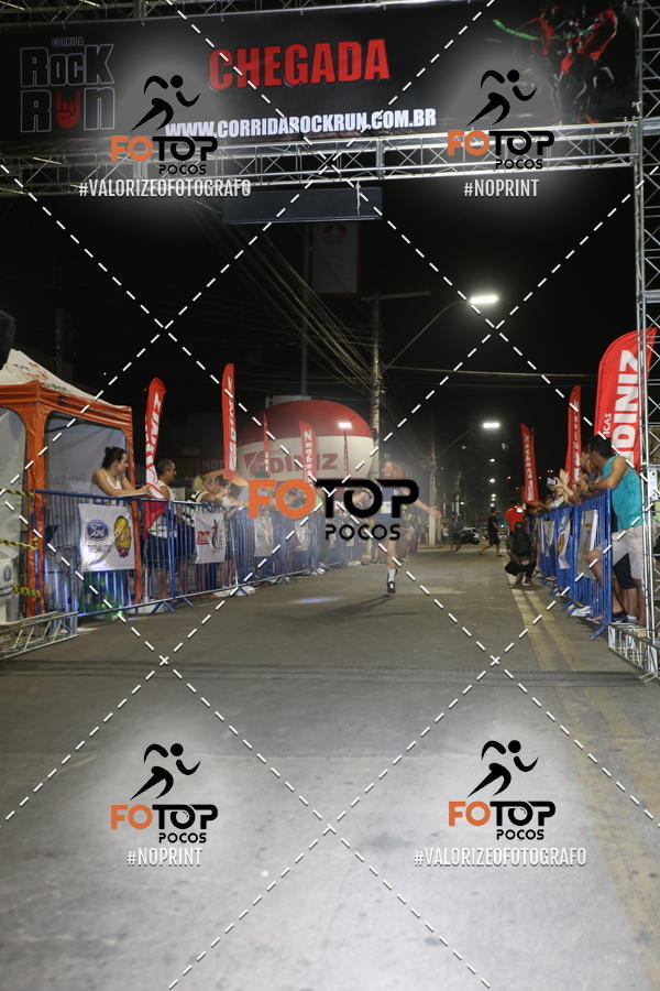 Buy your photos of the eventPA Rock Run - Corrida Noturna on Fotop