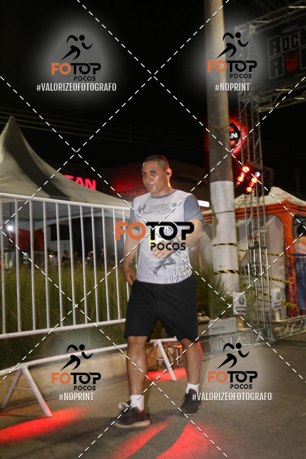 Buy your photos of the eventPA Rock Run - Corrida Noturna on Fotop