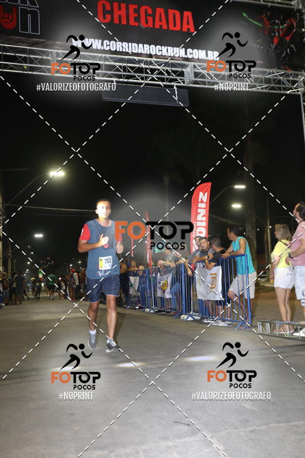 Buy your photos of the eventPA Rock Run - Corrida Noturna on Fotop