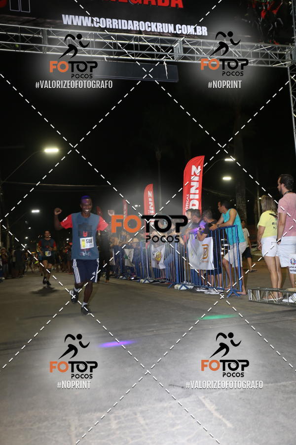 Buy your photos of the eventPA Rock Run - Corrida Noturna on Fotop