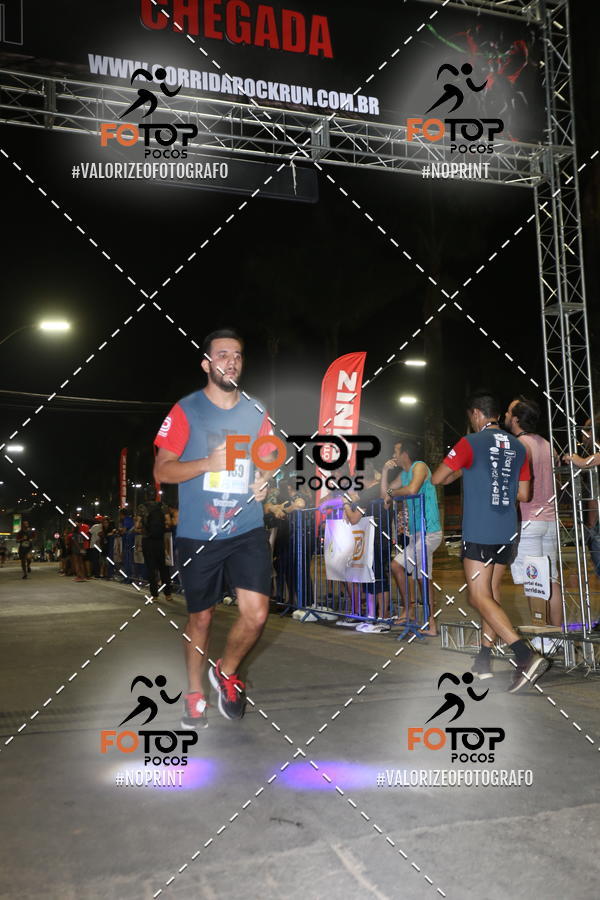 Buy your photos of the eventPA Rock Run - Corrida Noturna on Fotop