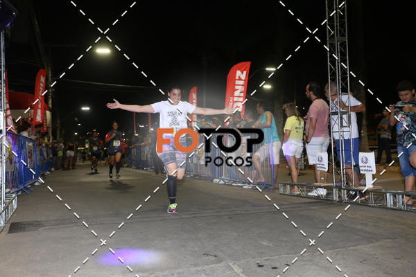 Buy your photos of the eventPA Rock Run - Corrida Noturna on Fotop