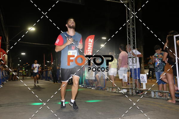 Buy your photos of the eventPA Rock Run - Corrida Noturna on Fotop