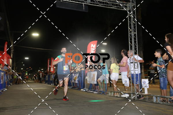Buy your photos of the eventPA Rock Run - Corrida Noturna on Fotop