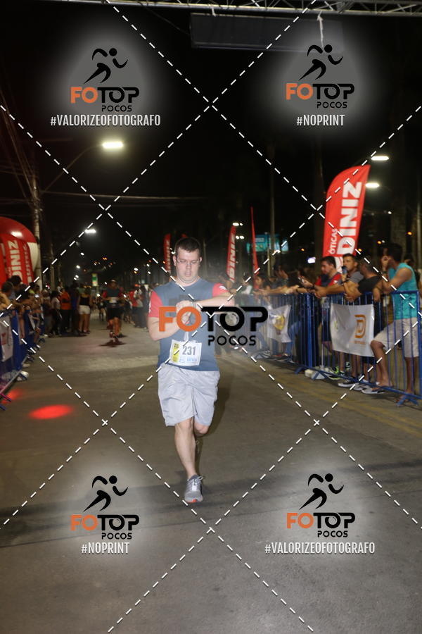 Buy your photos of the eventPA Rock Run - Corrida Noturna on Fotop