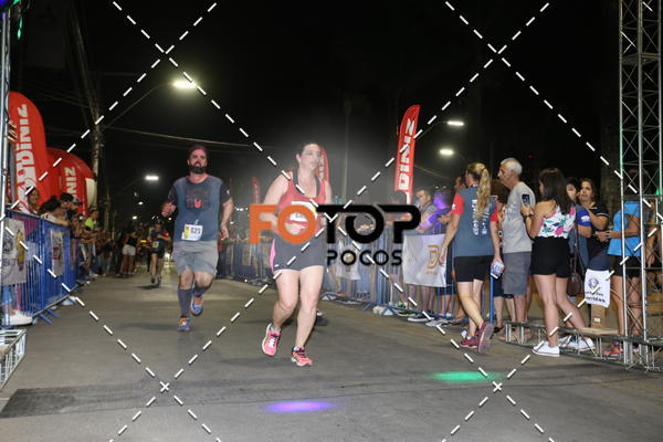 Buy your photos of the eventPA Rock Run - Corrida Noturna on Fotop