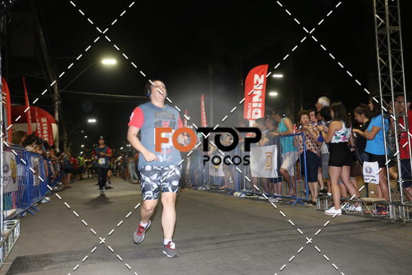 Buy your photos of the eventPA Rock Run - Corrida Noturna on Fotop