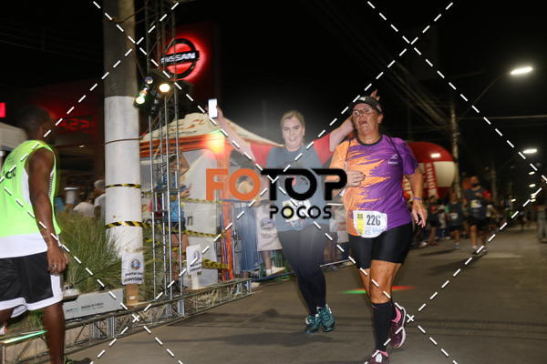 Buy your photos of the eventPA Rock Run - Corrida Noturna on Fotop