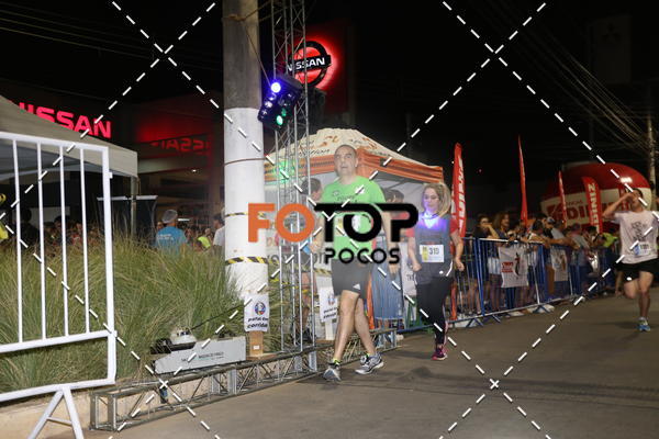 Buy your photos of the eventPA Rock Run - Corrida Noturna on Fotop