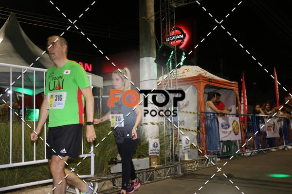 Buy your photos of the eventPA Rock Run - Corrida Noturna on Fotop