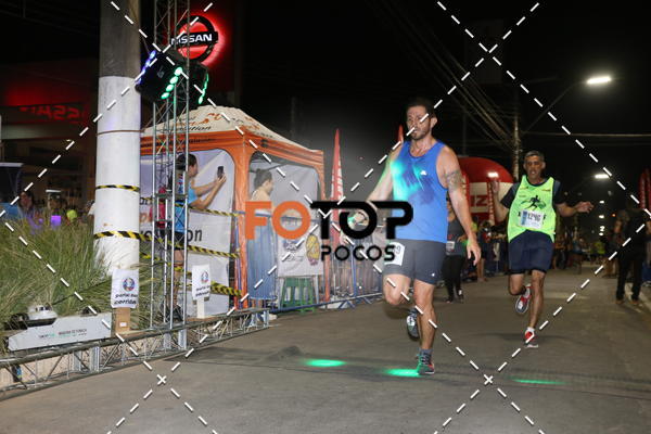 Buy your photos of the eventPA Rock Run - Corrida Noturna on Fotop