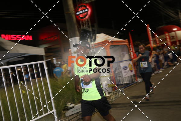 Buy your photos of the eventPA Rock Run - Corrida Noturna on Fotop