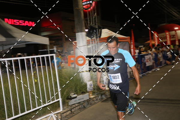 Buy your photos of the eventPA Rock Run - Corrida Noturna on Fotop