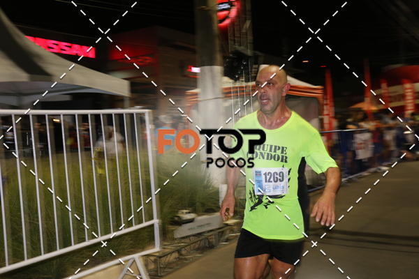Buy your photos of the eventPA Rock Run - Corrida Noturna on Fotop