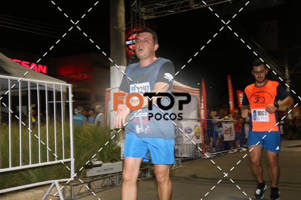 Buy your photos of the eventPA Rock Run - Corrida Noturna on Fotop