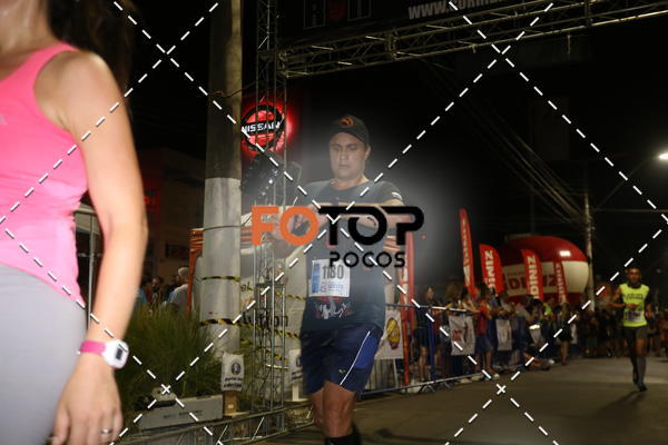 Buy your photos of the eventPA Rock Run - Corrida Noturna on Fotop