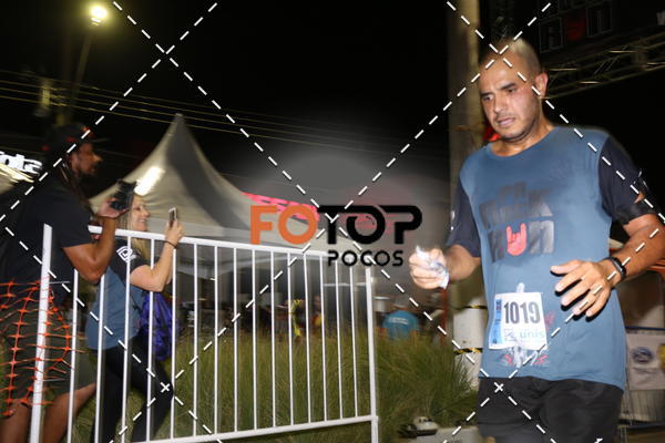Buy your photos of the eventPA Rock Run - Corrida Noturna on Fotop