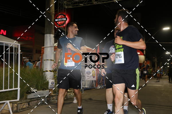 Buy your photos of the eventPA Rock Run - Corrida Noturna on Fotop