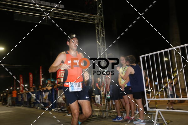 Buy your photos of the eventPA Rock Run - Corrida Noturna on Fotop