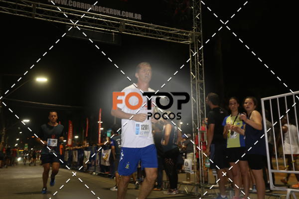 Buy your photos of the eventPA Rock Run - Corrida Noturna on Fotop