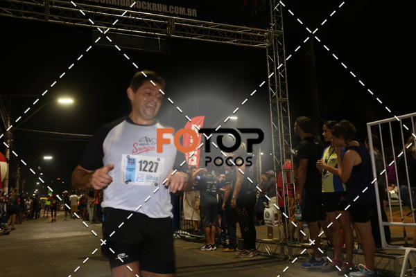 Buy your photos of the eventPA Rock Run - Corrida Noturna on Fotop
