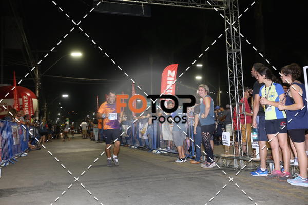 Buy your photos of the eventPA Rock Run - Corrida Noturna on Fotop