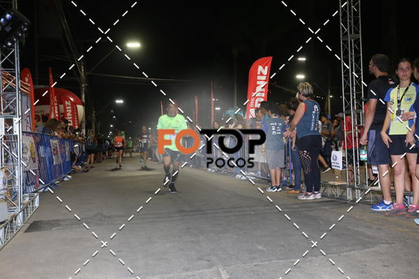 Buy your photos of the eventPA Rock Run - Corrida Noturna on Fotop