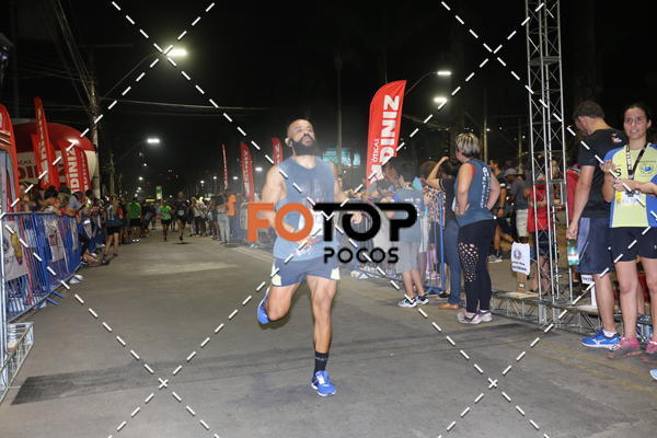 Buy your photos of the eventPA Rock Run - Corrida Noturna on Fotop