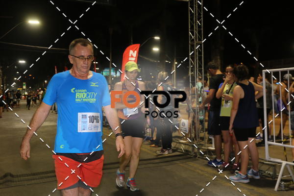 Buy your photos of the eventPA Rock Run - Corrida Noturna on Fotop