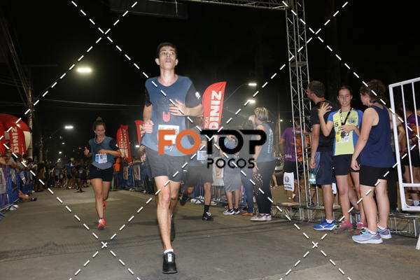Buy your photos of the eventPA Rock Run - Corrida Noturna on Fotop