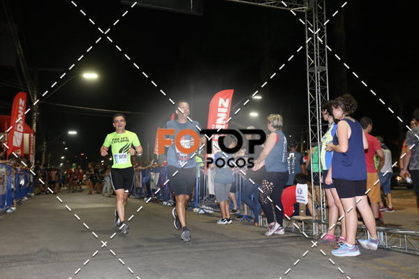 Buy your photos of the eventPA Rock Run - Corrida Noturna on Fotop