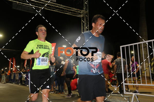 Buy your photos of the eventPA Rock Run - Corrida Noturna on Fotop