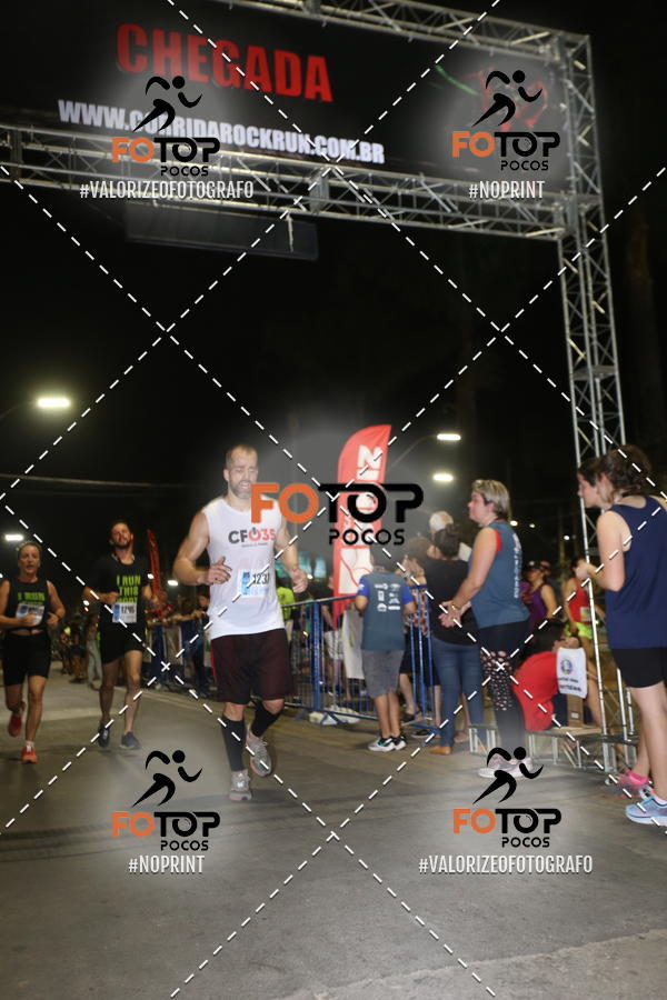 Buy your photos of the eventPA Rock Run - Corrida Noturna on Fotop