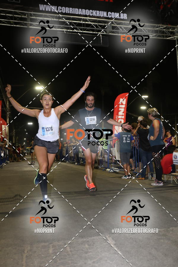 Buy your photos of the eventPA Rock Run - Corrida Noturna on Fotop