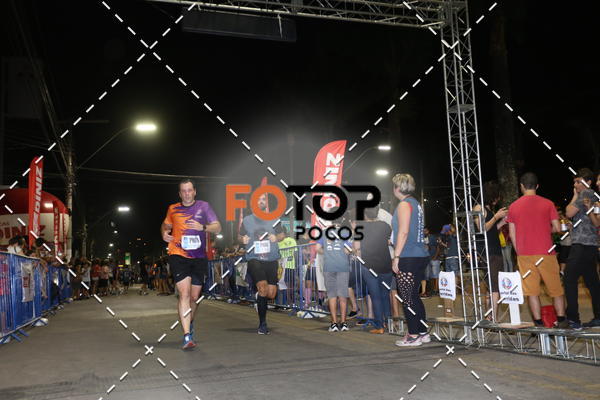 Buy your photos of the eventPA Rock Run - Corrida Noturna on Fotop
