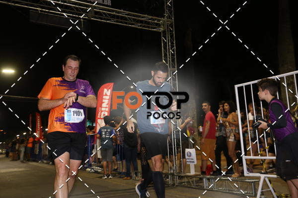Buy your photos of the eventPA Rock Run - Corrida Noturna on Fotop