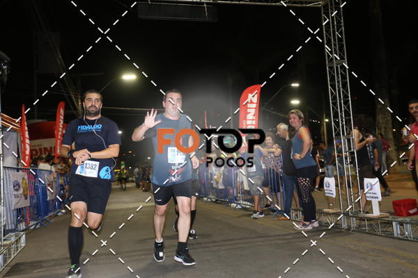Buy your photos of the eventPA Rock Run - Corrida Noturna on Fotop