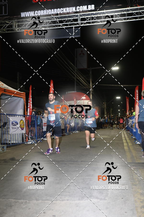 Buy your photos of the eventPA Rock Run - Corrida Noturna on Fotop