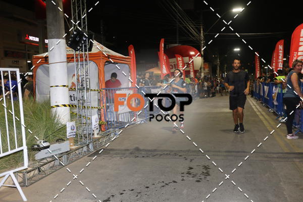 Buy your photos of the eventPA Rock Run - Corrida Noturna on Fotop