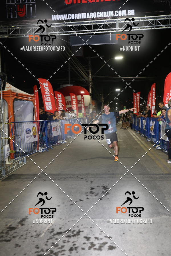 Buy your photos of the eventPA Rock Run - Corrida Noturna on Fotop