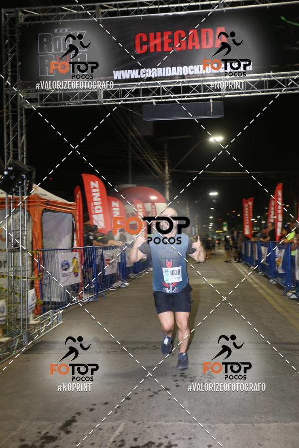 Buy your photos of the eventPA Rock Run - Corrida Noturna on Fotop