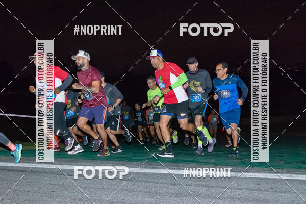 Buy your photos of the eventUP Night Run 2019 - So Paulo on Fotop