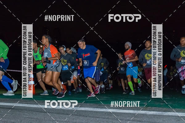 Buy your photos of the eventUP Night Run 2019 - So Paulo on Fotop